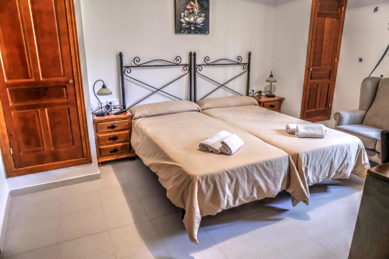 Hostal Rural De Cuadros Bedmar y Garciez Extérieur photo
